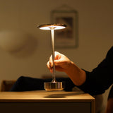 Atmosphere™ Metallic Kabellose Tischlampe