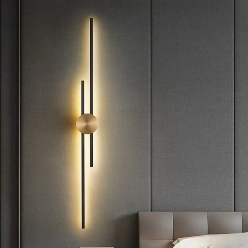 Minimalist Elles wall lamp